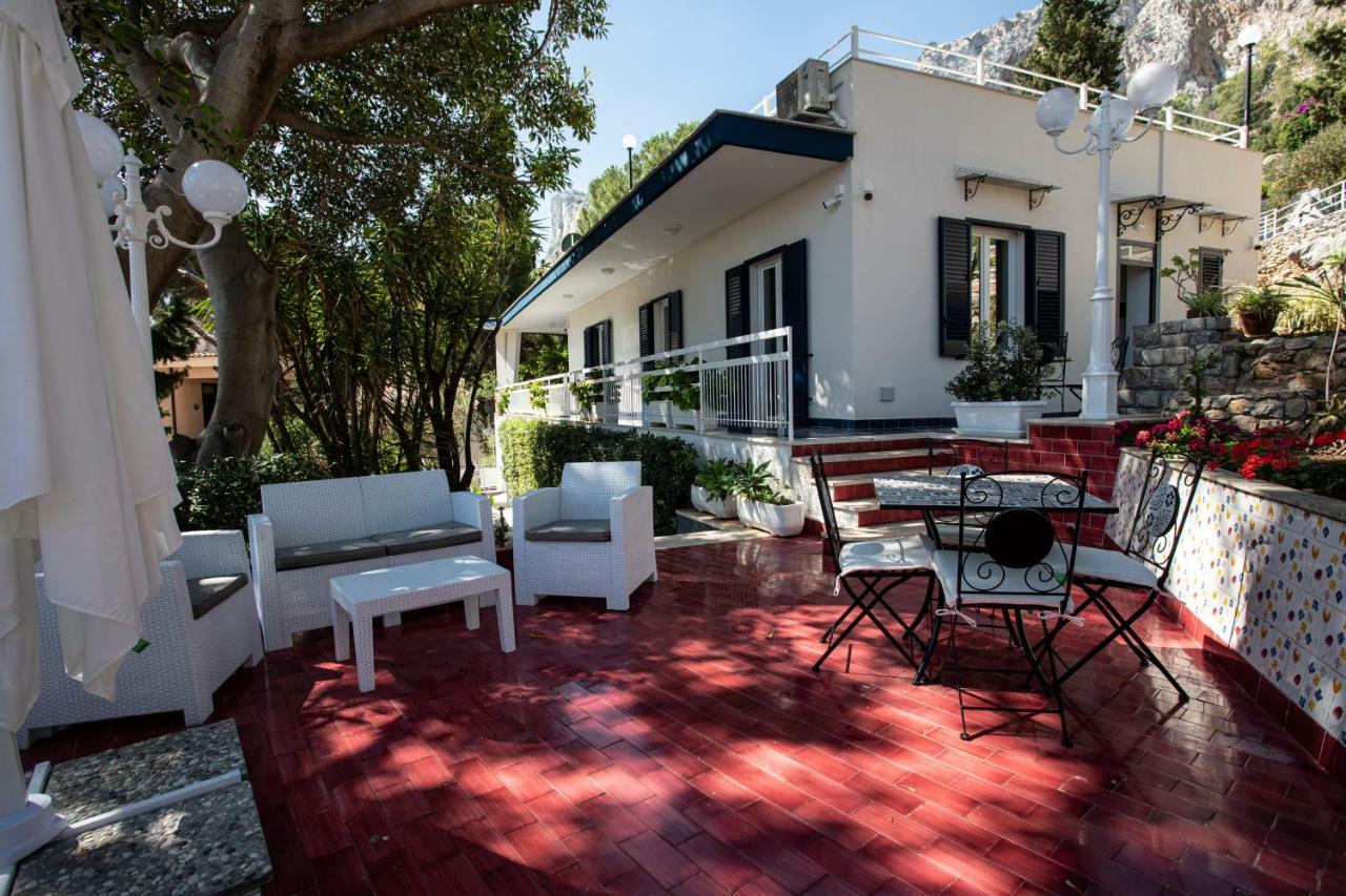 Villa Aurora Mondello Addaura Bagian luar foto